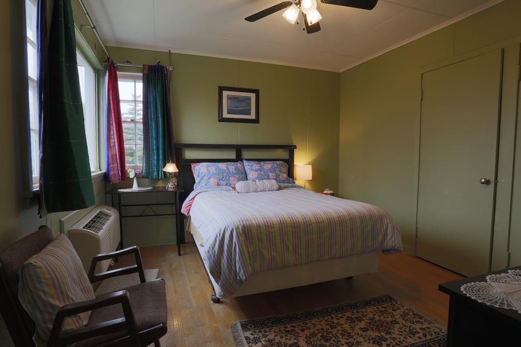 Meems Elliston B&B Exterior foto