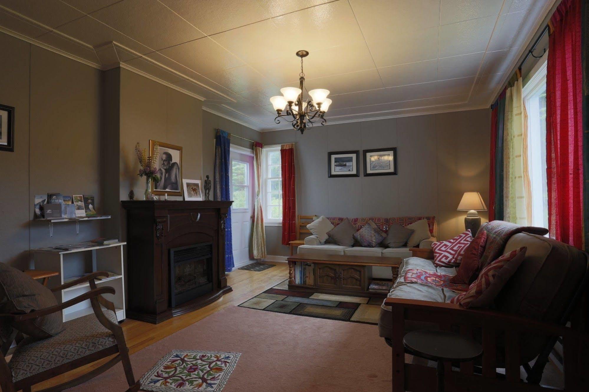 Meems Elliston B&B Exterior foto